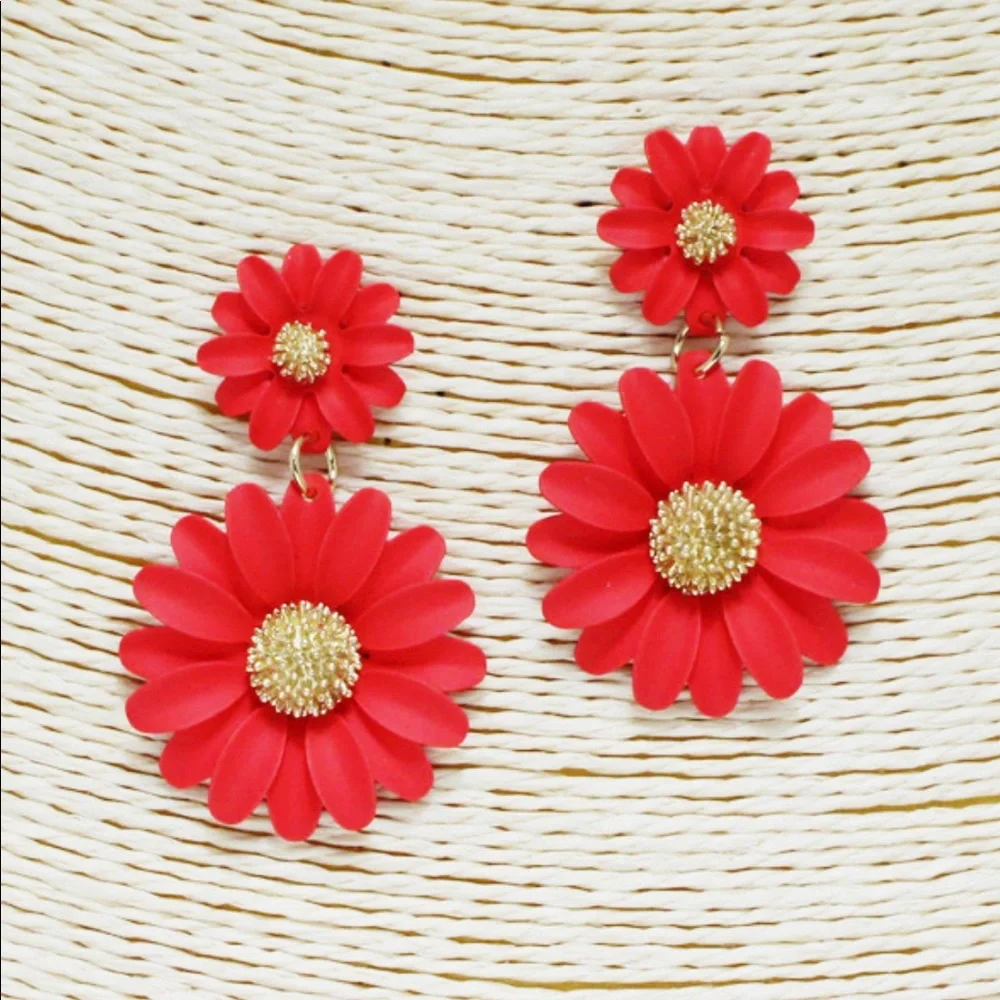 Daisy Duo Flower Earrings: Silver